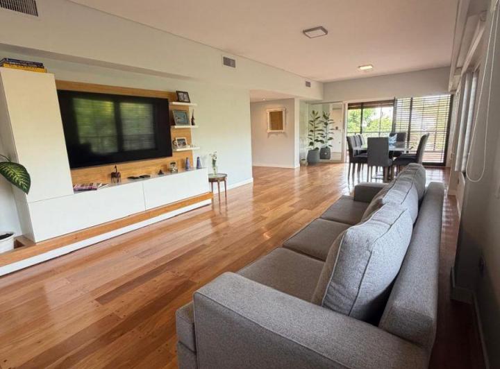 Departamento · 162m² · 5 Ambientes · 2 Cocheras
