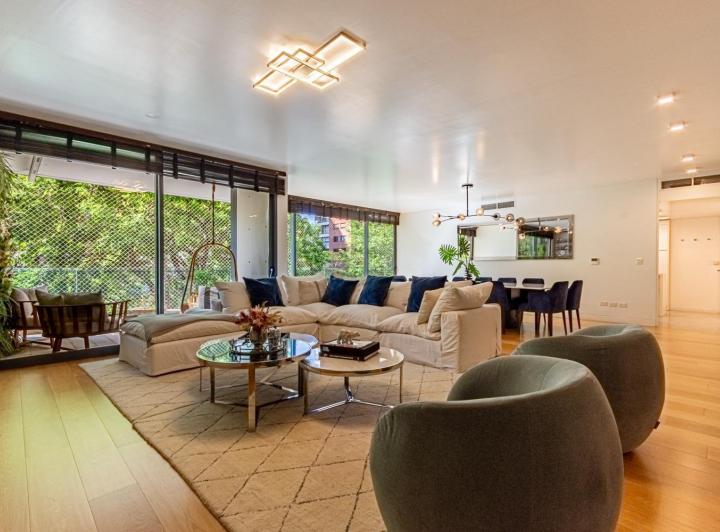 Departamento · 269m² · 5 Ambientes · 4 Cocheras