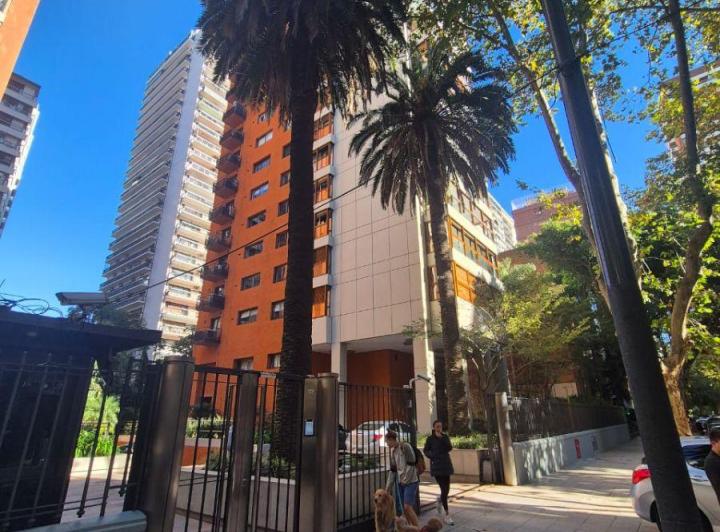 Departamento · 300m² · 6 Ambientes · 2 Cocheras