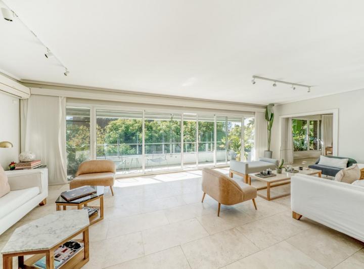 Departamento · 386m² · 6 Ambientes · 2 Cocheras
