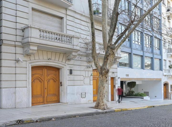 Departamento · 355m² · 7 Ambientes · 1 Cochera