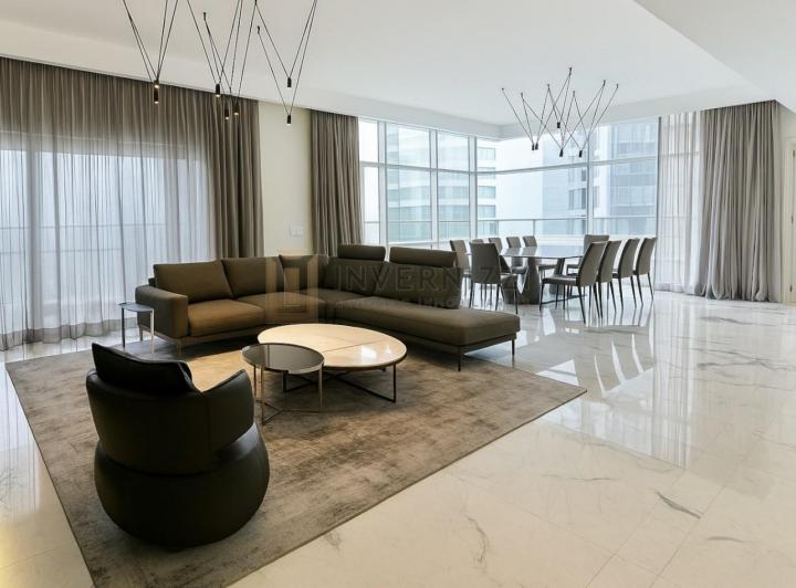 Departamento · 300m² · 6 Ambientes · 2 Cocheras