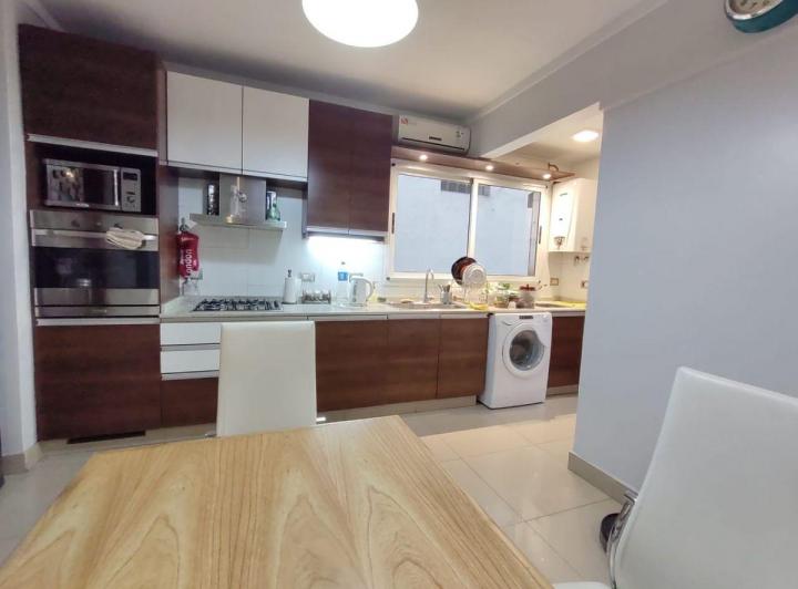 Departamento · 94m² · 4 Ambientes · 1 Cochera