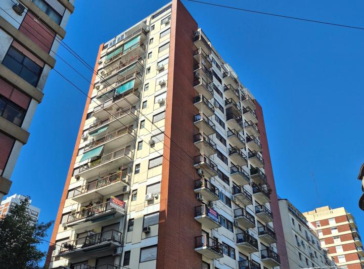 Departamento · 76m² · 4 Ambientes