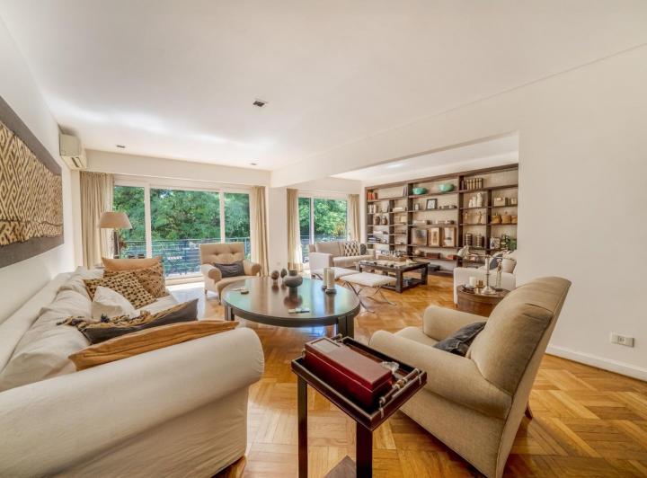 Departamento · 340m² · 7 Ambientes · 2 Cocheras