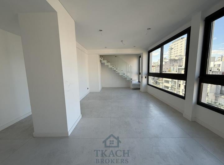 Departamento · 228m² · 5 Ambientes · 1 Cochera