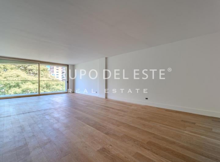 Departamento · 200m² · 4 Ambientes · 1 Cochera
