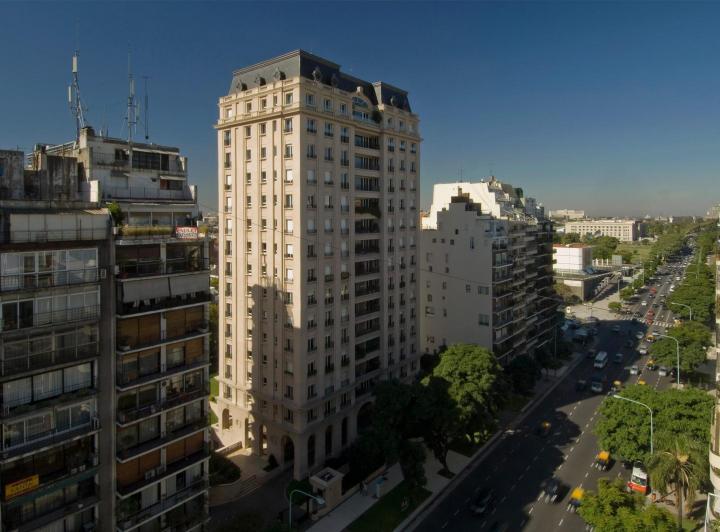 Departamento · 250m² · 5 Ambientes · 2 Cocheras