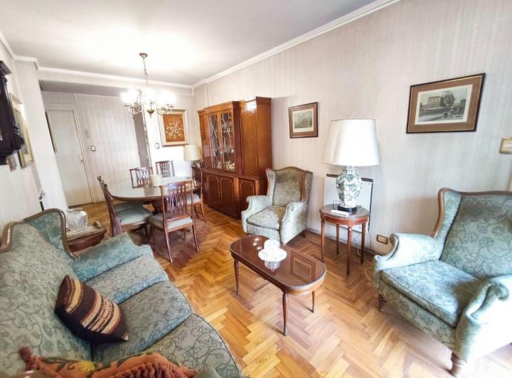 Departamento · 80m² · 5 Ambientes · 1 Cochera