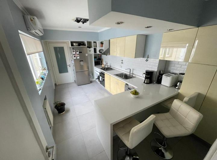 Departamento · 160m² · 5 Ambientes