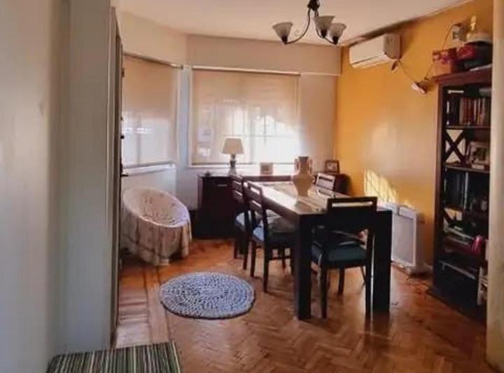Departamento · 77m² · 4 Ambientes · 1 Cochera
