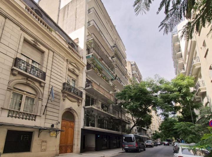 Departamento · 180m² · 5 Ambientes · 2 Cocheras