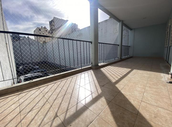 Departamento · 80m² · 4 Ambientes