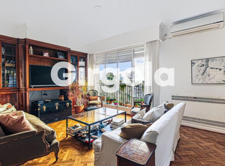 Departamento · 148m² · 5 Ambientes · 1 Cochera
