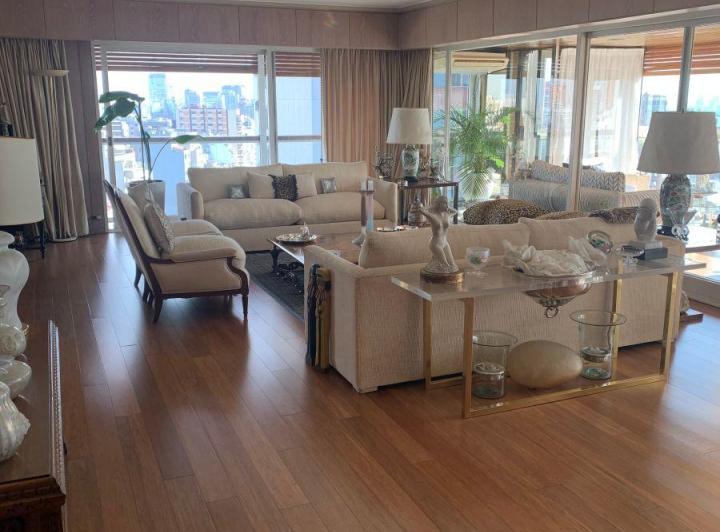 Departamento · 267m² · 7 Ambientes · 2 Cocheras