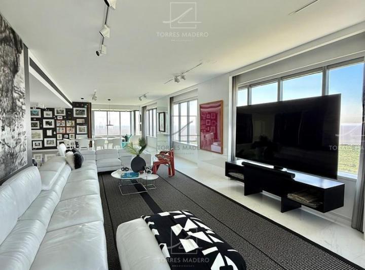 Departamento · 320m² · 4 Ambientes · 3 Cocheras