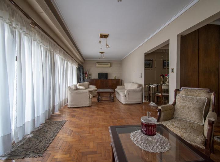 Departamento · 143m² · 5 Ambientes · 1 Cochera