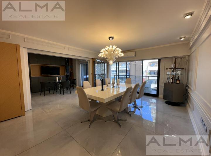Departamento · 221m² · 4 Ambientes