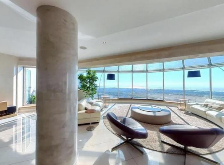 Departamento · 500m² · 6 Ambientes · 4 Cocheras