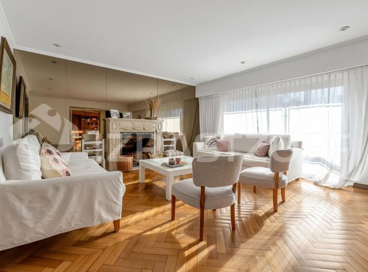 Departamento · 248m² · 8 Ambientes · 2 Cocheras