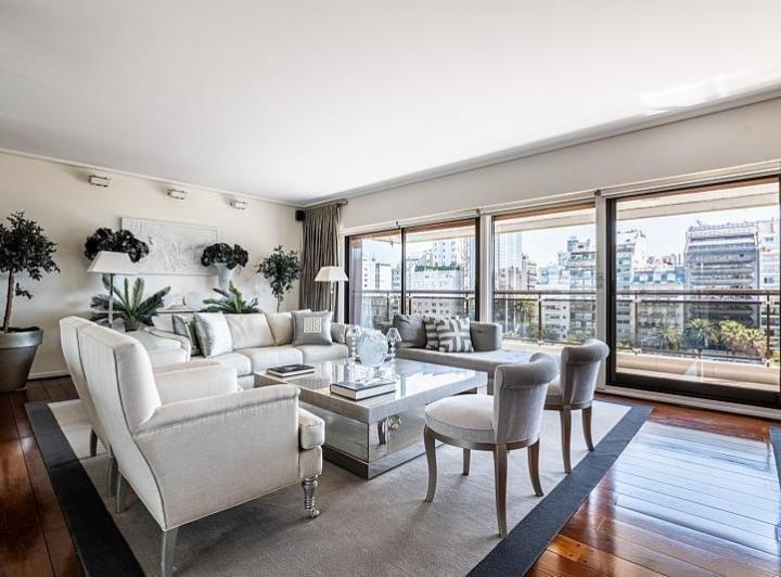 Departamento · 200m² · 4 Ambientes · 2 Cocheras