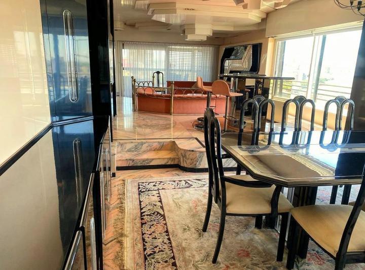 Departamento · 220m² · 4 Ambientes · 2 Cocheras
