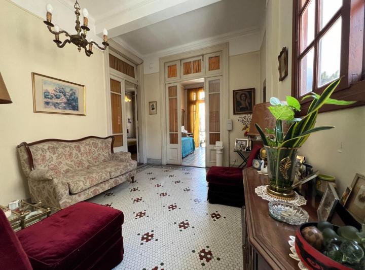 Departamento · 240m² · 9 Ambientes