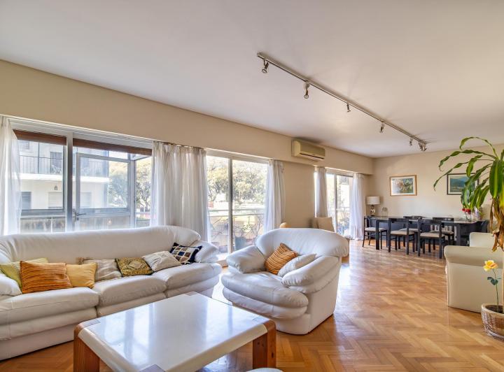 Departamento · 145m² · 4 Ambientes · 1 Cochera