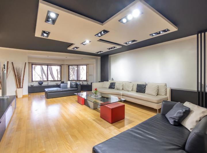 Departamento · 240m² · 5 Ambientes · 2 Cocheras