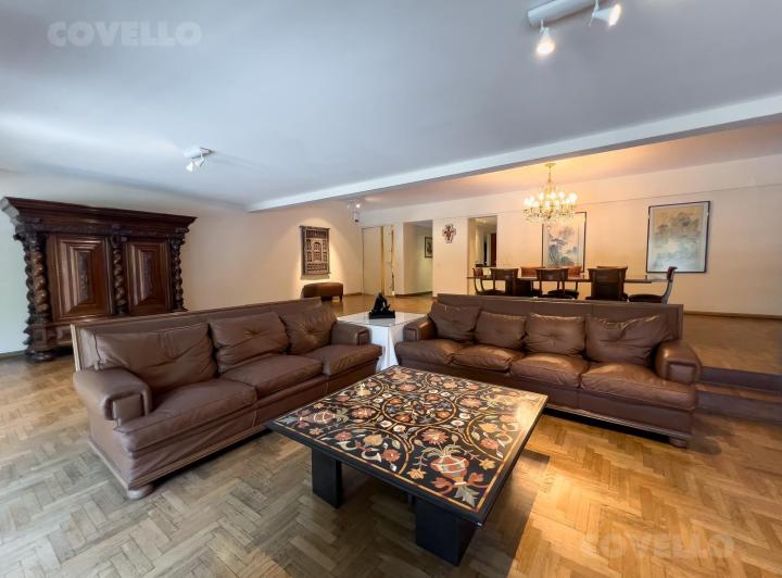 Departamento · 328m² · 6 Ambientes · 2 Cocheras