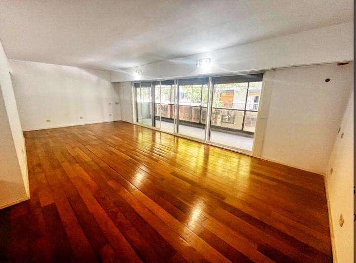 Departamento · 188m² · 5 Ambientes · 1 Cochera