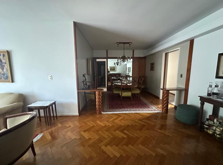 Departamento · 147m² · 5 Ambientes · 1 Cochera