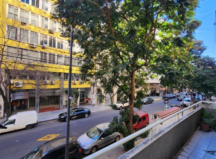 Departamento · 102m² · 5 Ambientes · 1 Cochera
