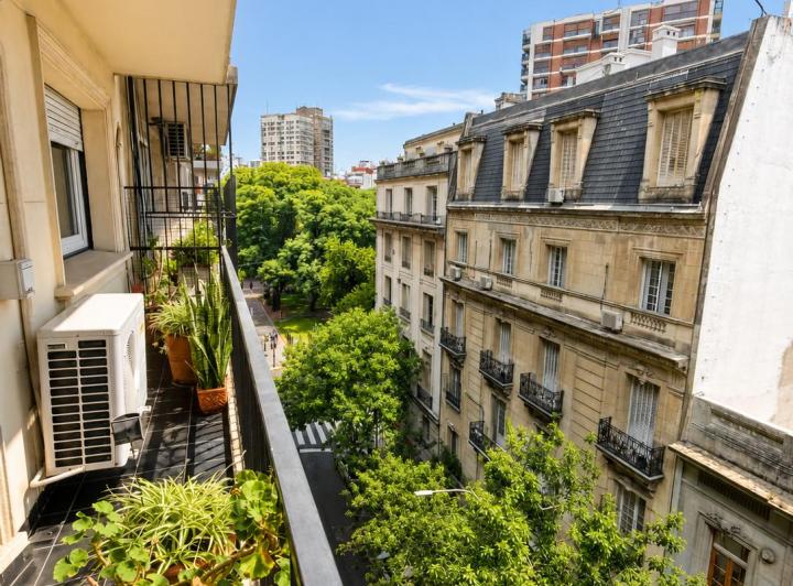 Departamento · 200m² · 4 Ambientes · 1 Cochera