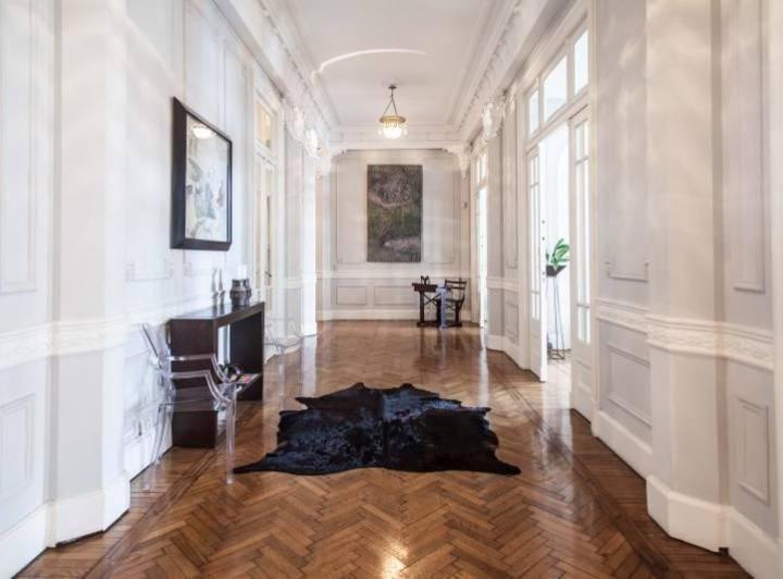 Departamento · 300m² · 5 Ambientes