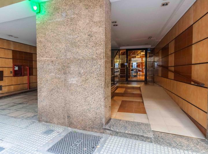 Departamento · 83m² · 4 Ambientes · 1 Cochera