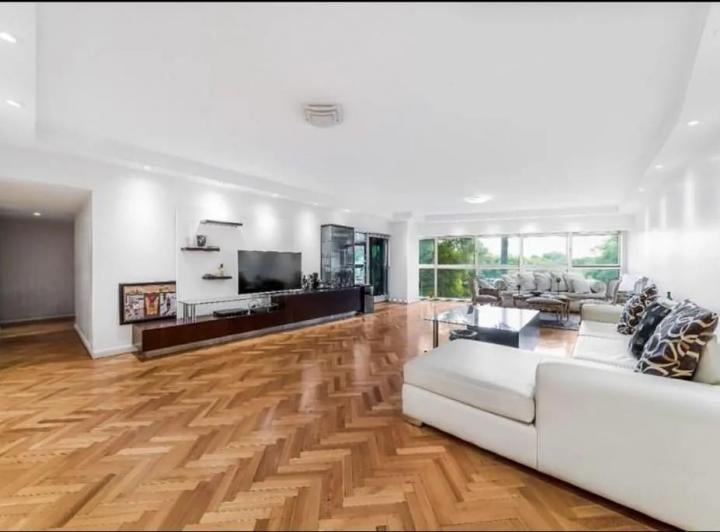 Departamento · 186m² · 4 Ambientes · 1 Cochera