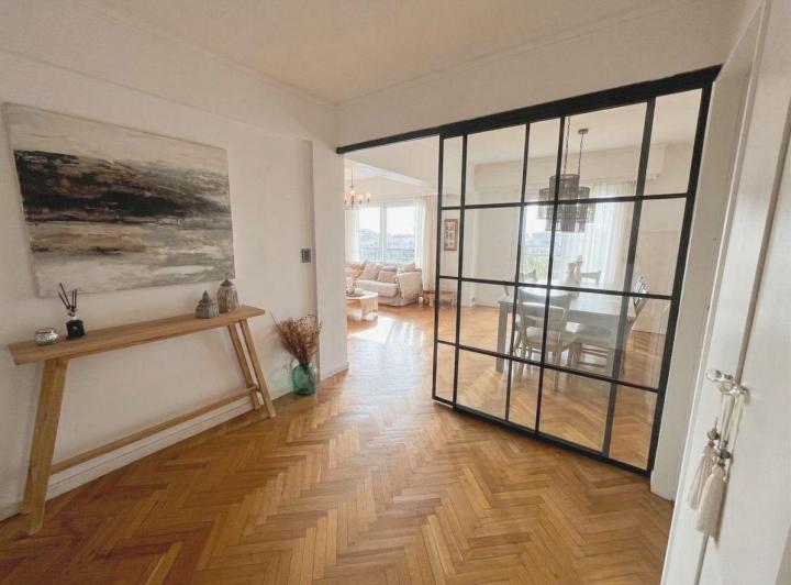 Departamento · 192m² · 6 Ambientes · 1 Cochera