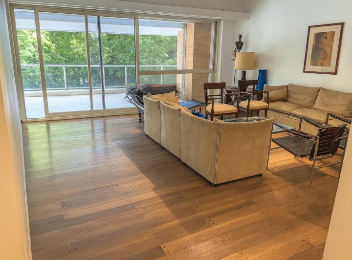 Departamento · 147m² · 4 Ambientes · 1 Cochera
