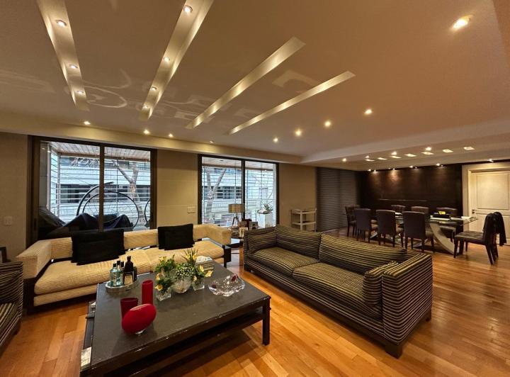 Departamento · 297m² · 6 Ambientes · 3 Cocheras