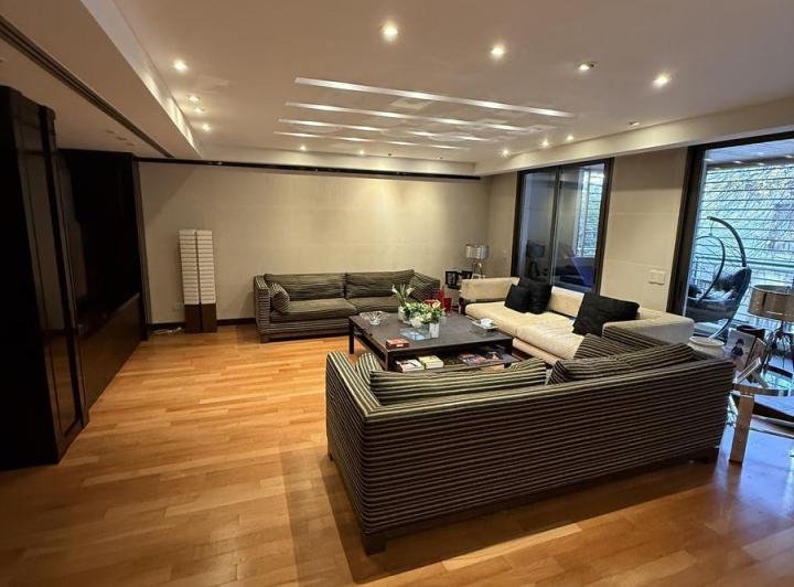 Departamento · 300m² · 6 Ambientes · 3 Cocheras