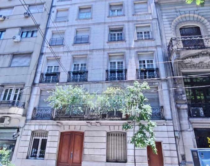 Departamento · 180m² · 5 Ambientes · 1 Cochera