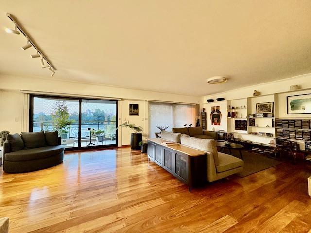 Departamento · 171m² · 4 Ambientes · 2 Cocheras
