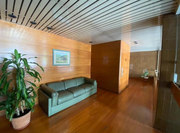 Departamento · 142m² · 5 Ambientes · 1 Cochera