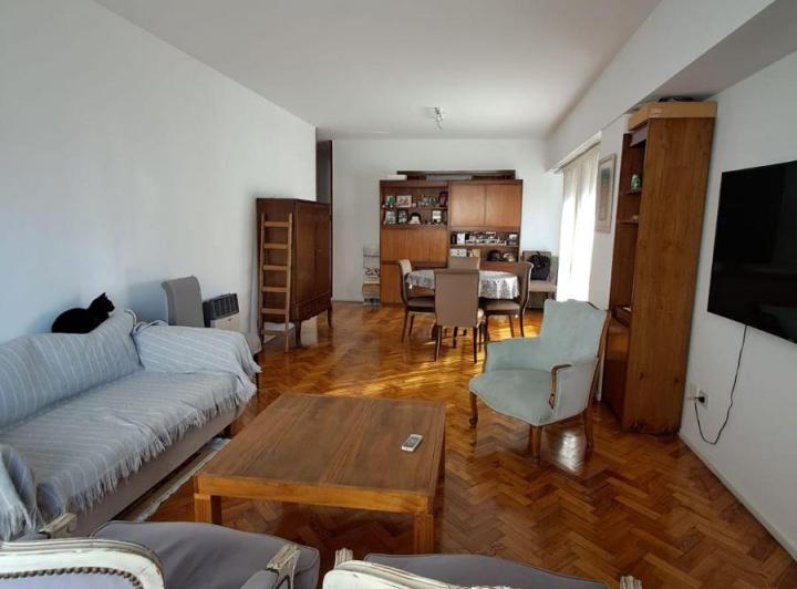 Departamento · 99m² · 5 Ambientes · 1 Cochera