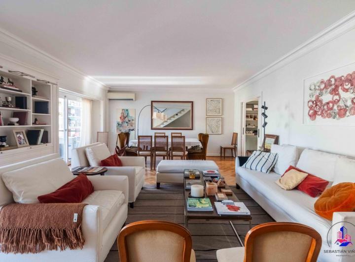 Departamento · 219m² · 6 Ambientes · 1 Cochera