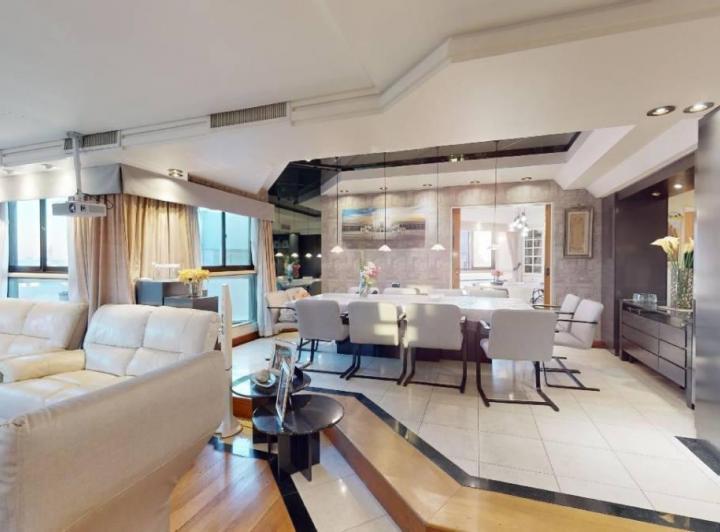 Departamento · 300m² · 5 Ambientes · 2 Cocheras