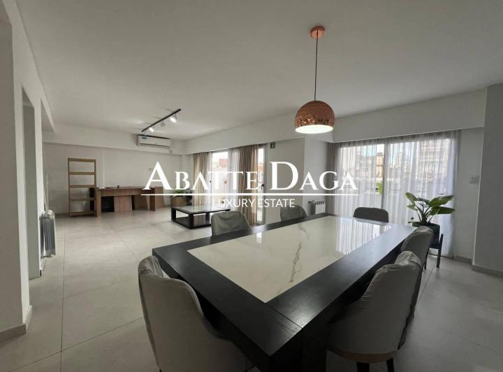 Departamento · 155m² · 5 Ambientes · 1 Cochera