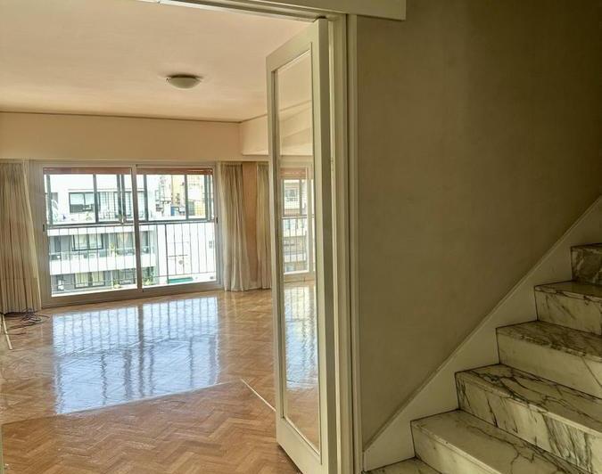 Departamento · 140m² · 5 Ambientes · 1 Cochera
