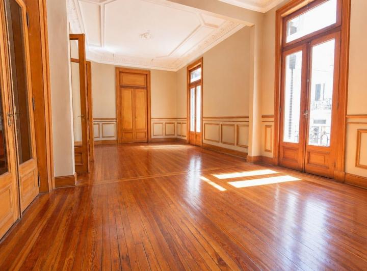 Departamento · 210m² · 5 Ambientes